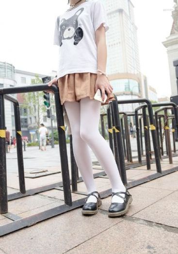 三男一女做爰视频_BD英语BD在线观看