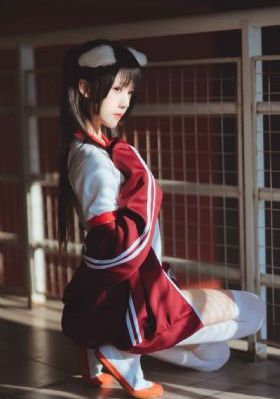 小县城精品裸体舞表演_欧美电影在线