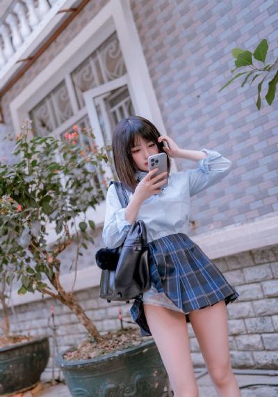 久久一区二区精华液是正规还是仿_完整版在线观看