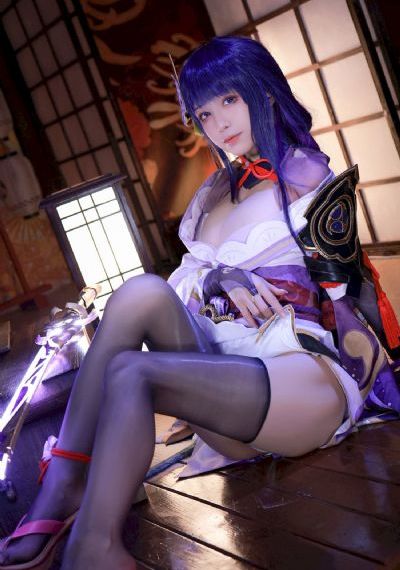 小受被三个攻绑着玩调教_午夜在线观看完整版