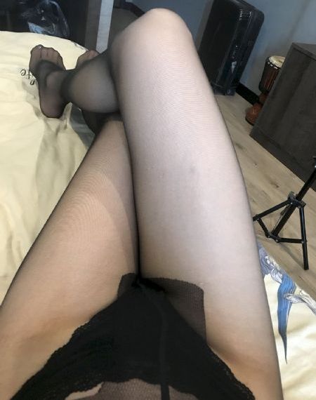 丝袜足交av_BD国语免费观看超清