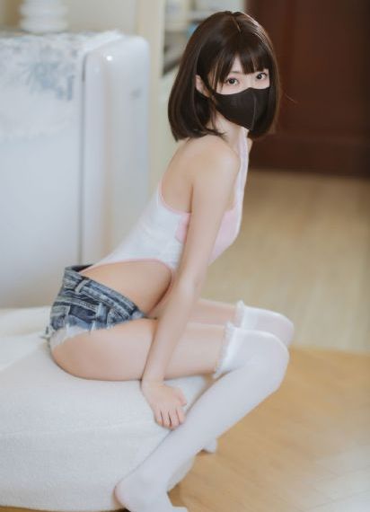 国产盗摄精品一区二区_BD高清完整版