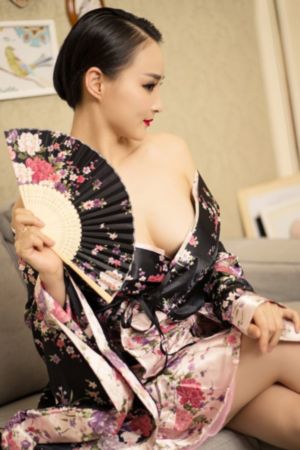 粉嫩一区二区三区国产精品_1080P超清免费观看
