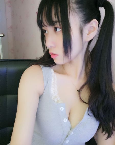 少妇呻吟喷水视频正在播放_DVD日本电影免费