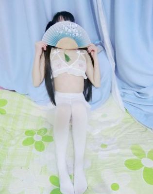 欧美精品摘花HD_国产剧免费播放