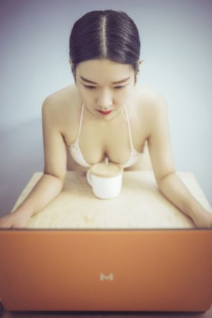 精品人妻无码久久久一区二区_BD韩语在线播放