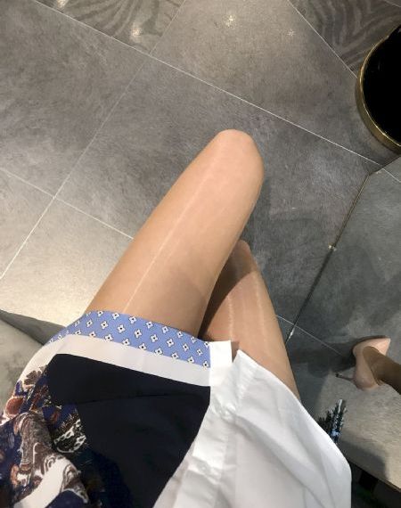人妻自拍中文一区_4K韩国电影在线观看