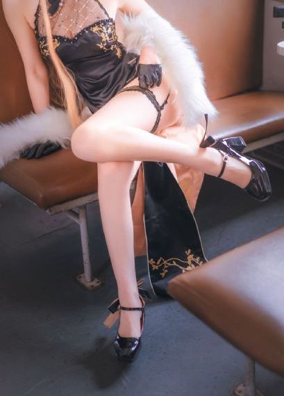 精品人妻少妇嫩草AV蜜桃_超清电影在线看