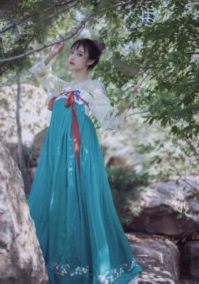 韩国女人啪啪图片_720超清免费观看