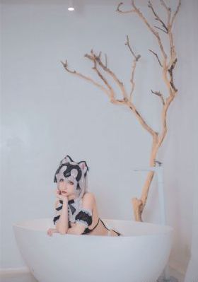 AV美鲍美穴AV_1080P完整版观看